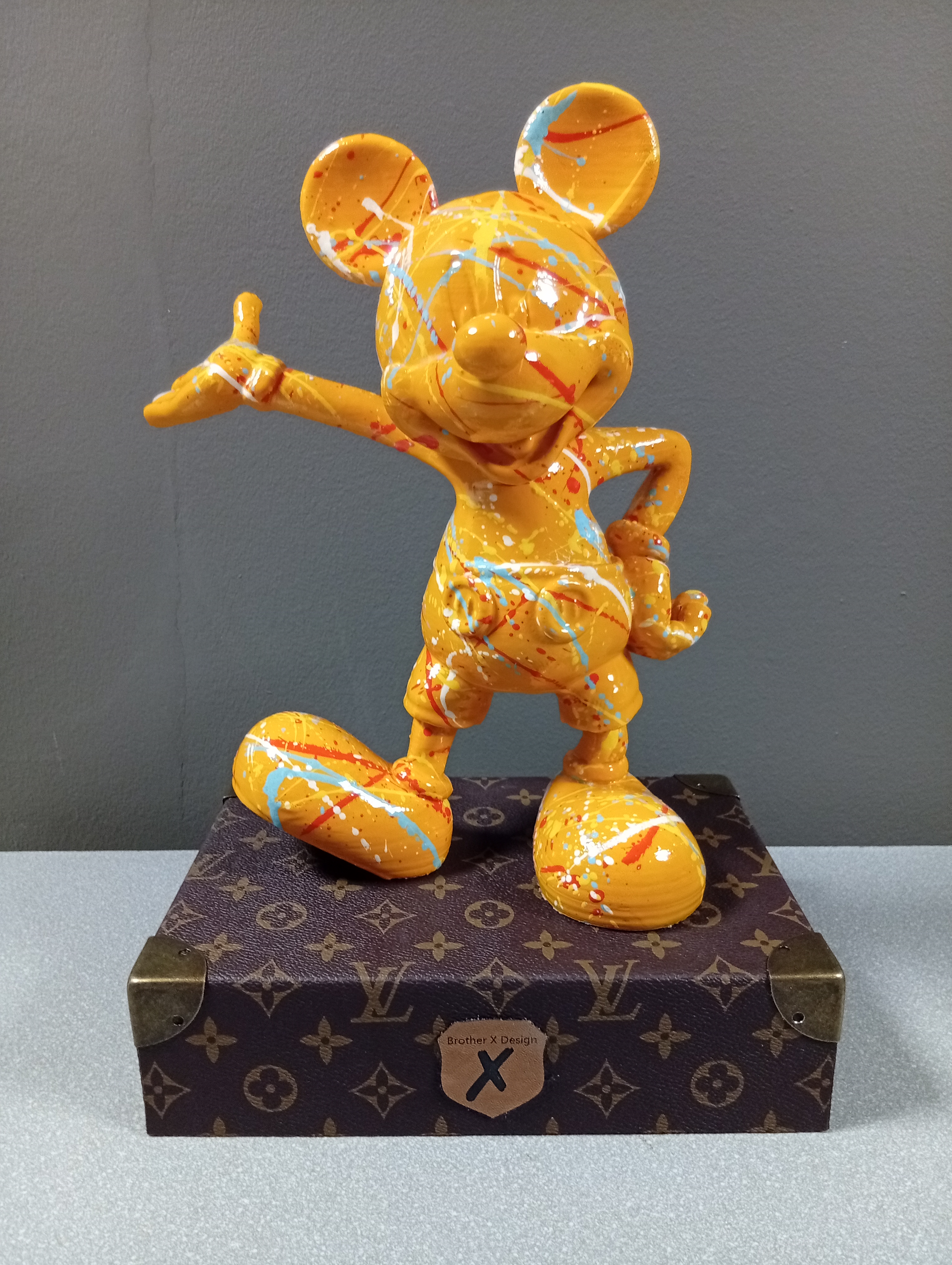 Thank you Mickey - Vivid colors - LV Gallery edition