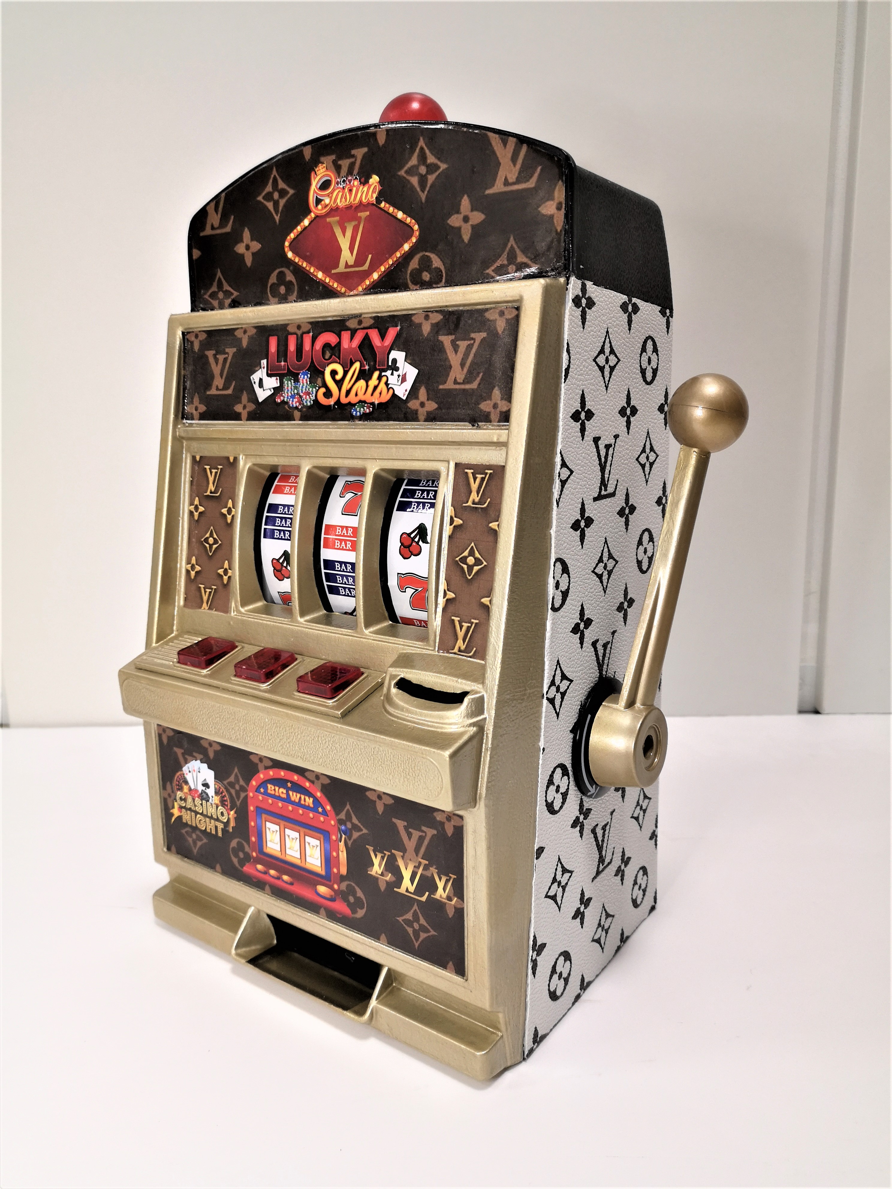 Jackpot inspired by Louis Vuitton