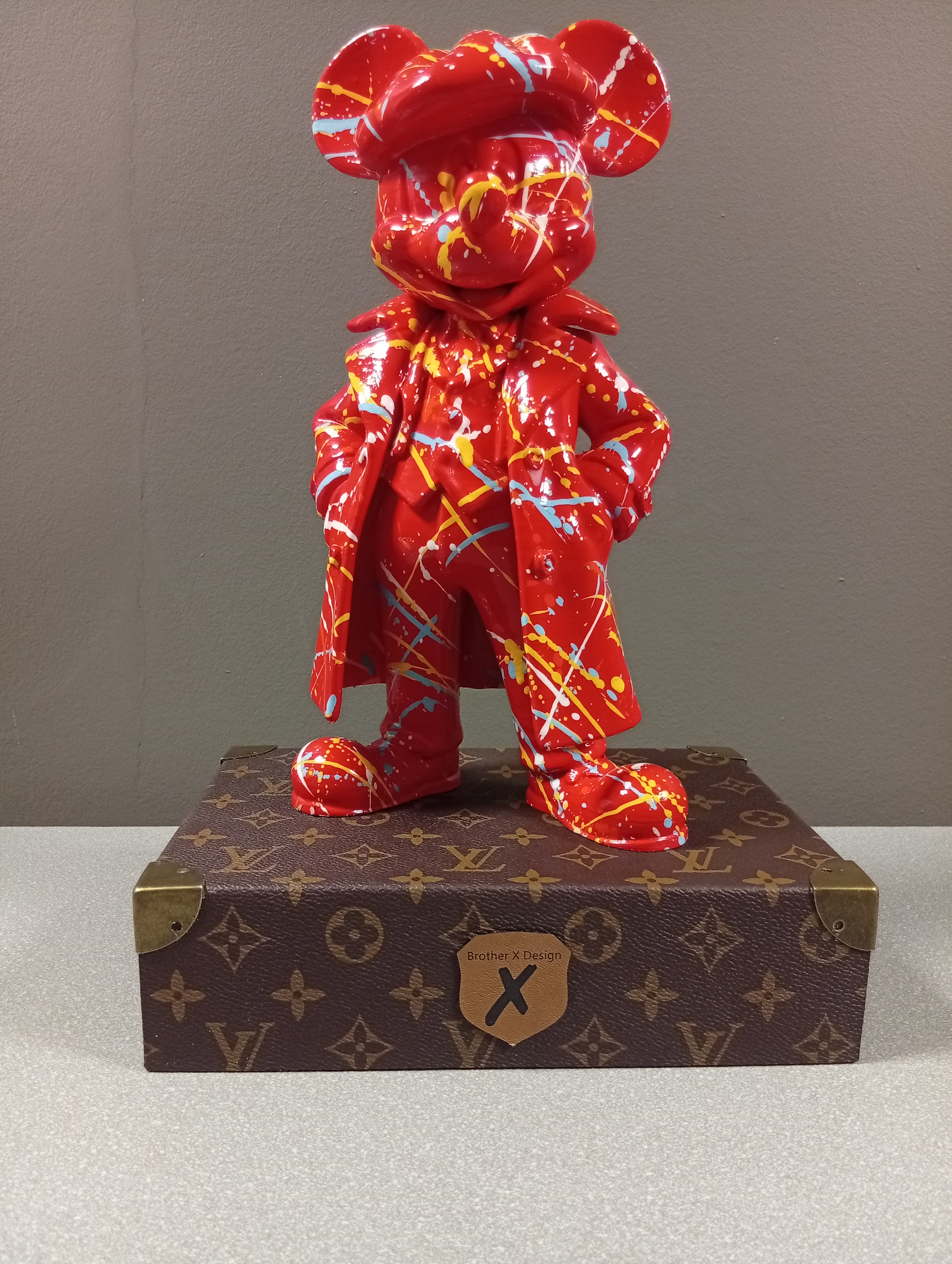 Mickey Peaky Blinders - Vivid (red) Colors - LV Gallery Edition — 3D pop art sculpture by Brother X